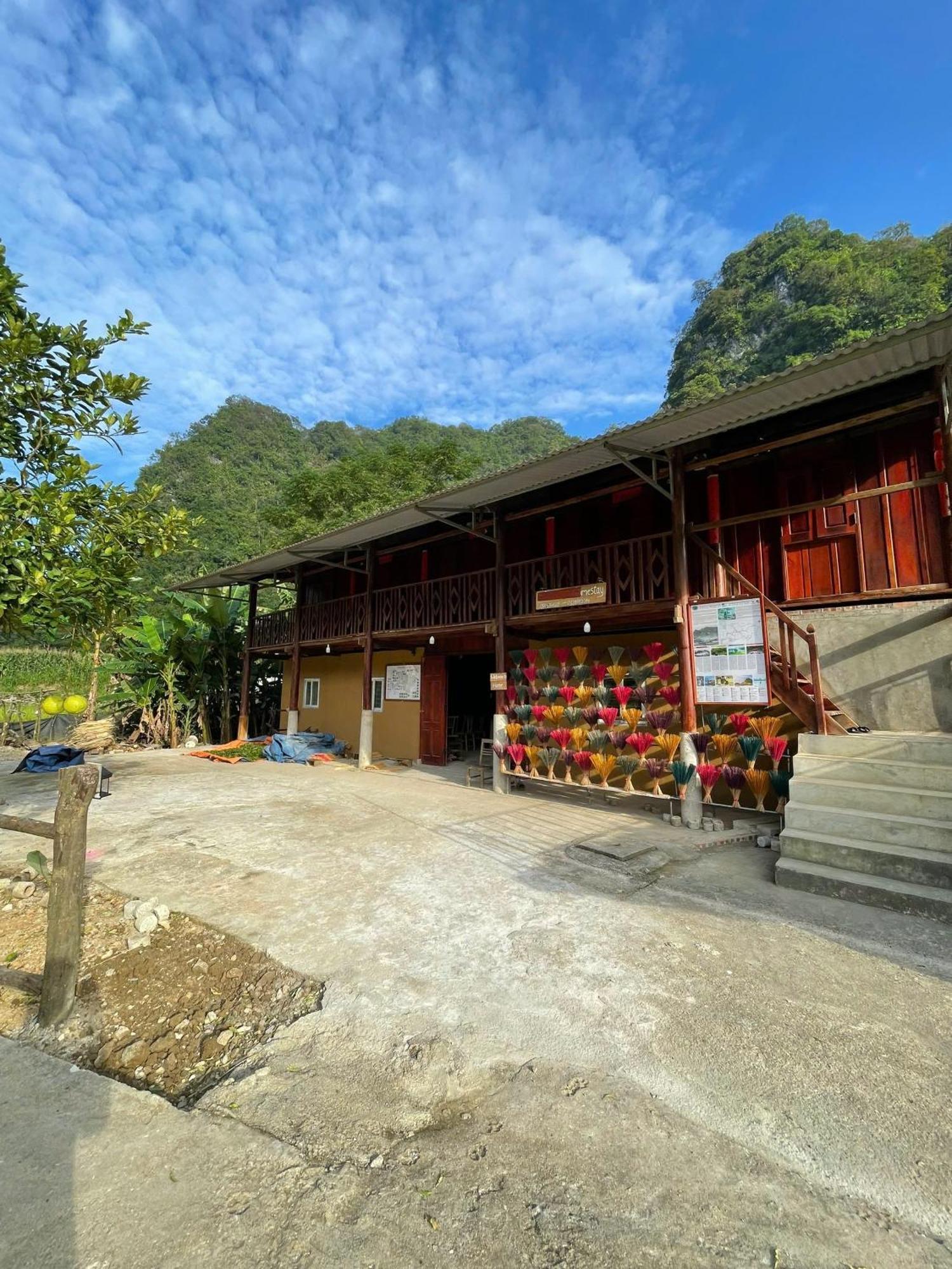 Nung An Homestay Quang Uyen 외부 사진