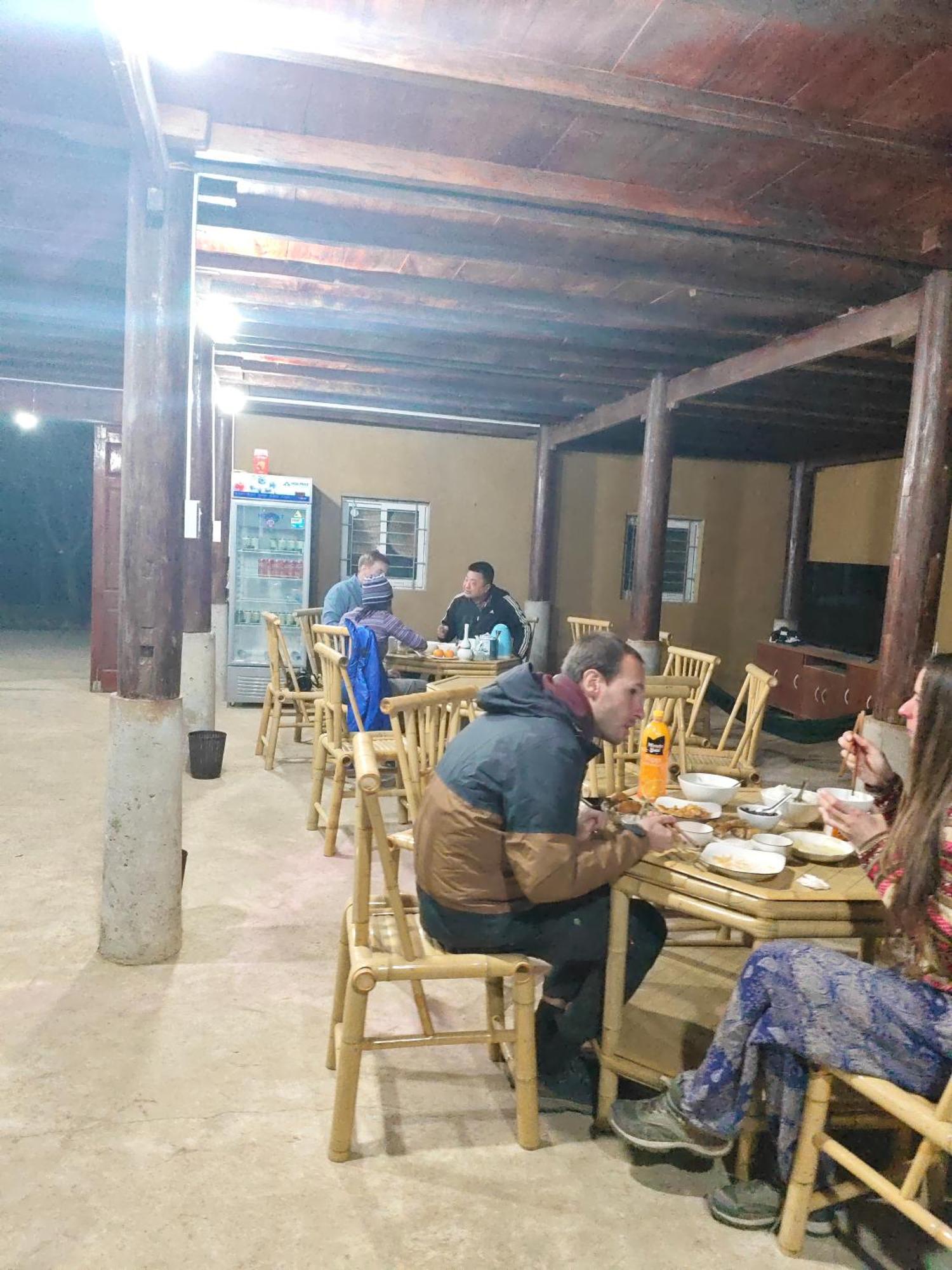 Nung An Homestay Quang Uyen 외부 사진